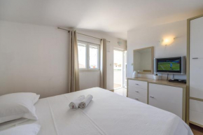  Apartments Kudelik  Трогир